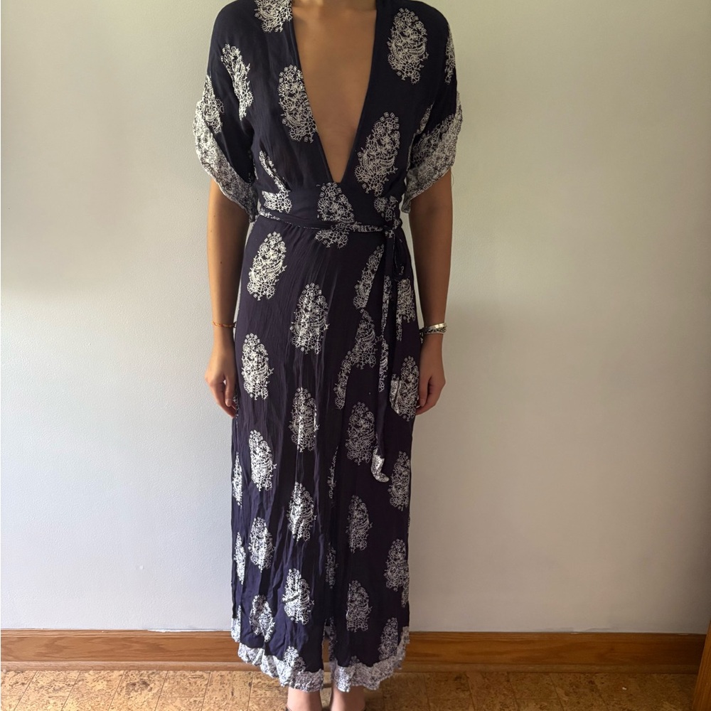 Faithfull the Brand Navy and White Patterned Dress